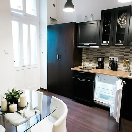 Diamond Apartment